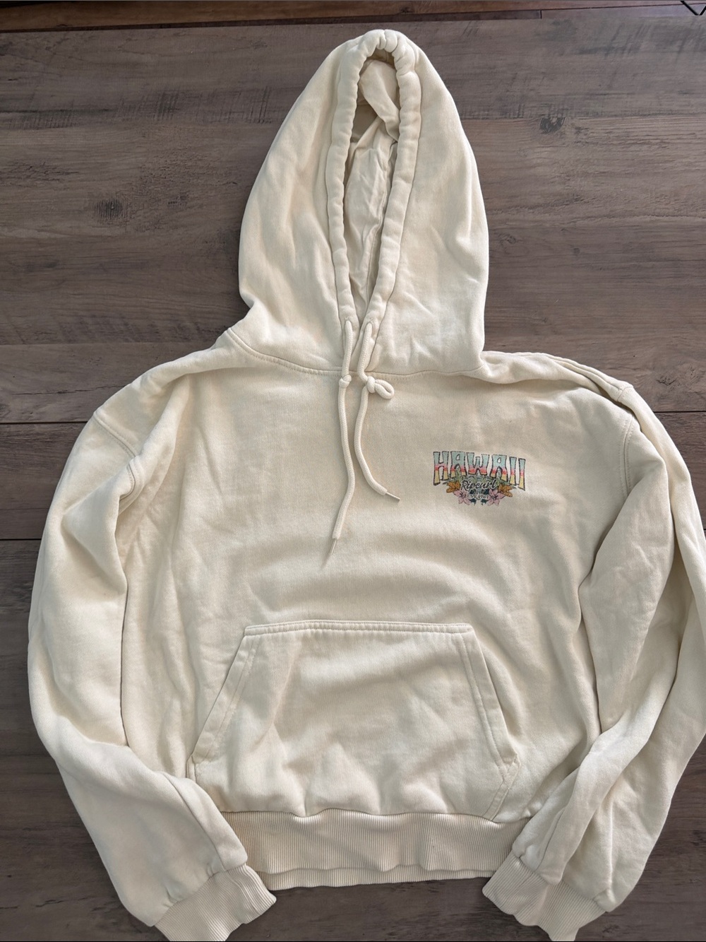 Rip Curl Cream Crewneck Hoodie with Small Hawaii Graphic
